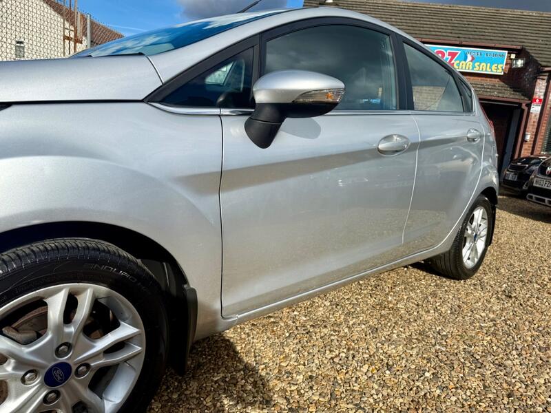 FORD FIESTA