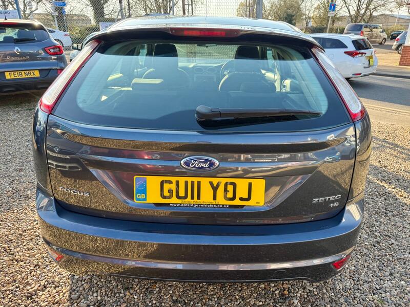 FORD FOCUS