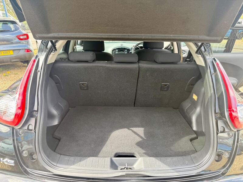 NISSAN JUKE