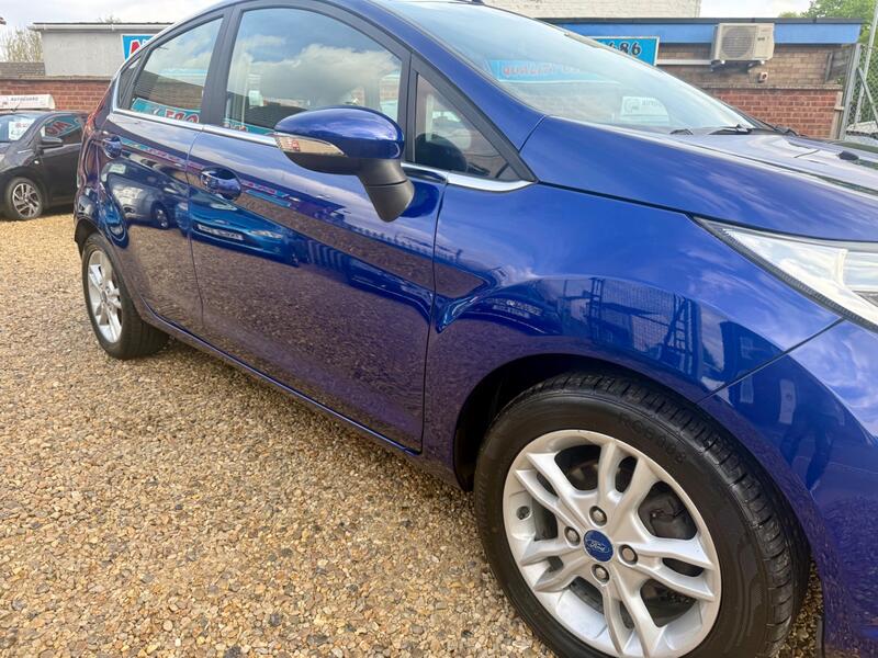 FORD FIESTA