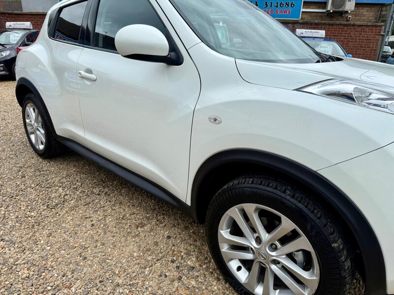 NISSAN JUKE