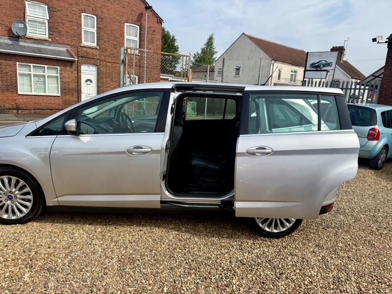 FORD GRAND C-MAX